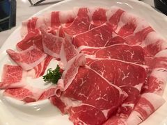 -牛魔王时尚回转餐厅