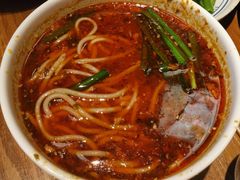 -云海肴·汽锅鸡·云南菜(天山百盛优客店)