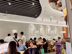 大堂-诚铭记·虾仁汤包·成都小吃(融创店)