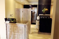 前台-ＤＯＭＯプロの美容サロン