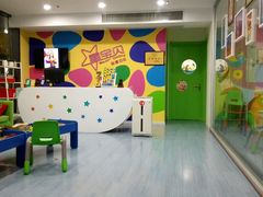 -星宝贝美术创意中心(万嘉商业广场店)