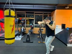 -GYMPLUS智能健身(中山北路店)