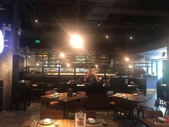大堂-Carbon莫卡哆·意大利复古集市餐厅(杭州大厦店)