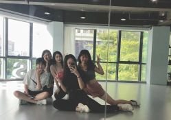 -STAR舞蹈工作室