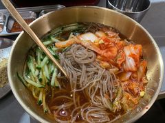 -围炉肉舍丹东海鲜烤肉·烤活鳗(步行街店)