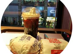 -麦当劳(东急新天地店)