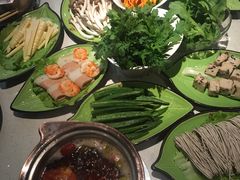 -一叶一世界·素食餐厅(锦华万达店)
