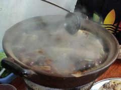 -威邵鸡煲(西华路总店)
