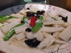 黑木耳炒淮山-渔梆子(长汀店)