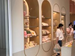 -好利来(七宝领展广场店)