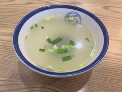 鸡汤-禧凰·老上海白斩鸡辣肉面店