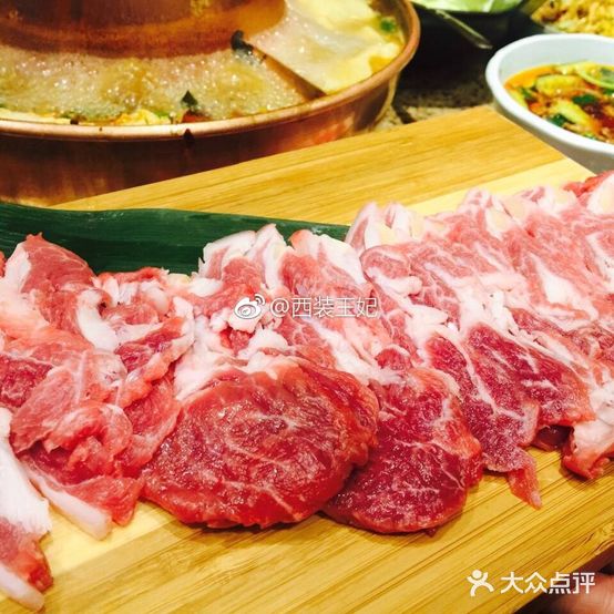 晶鑫炭火锅(西客站店)