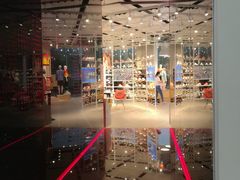-NIKE KICKS LOUNGE体验店(北京新中关店)