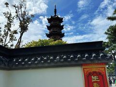 -龙华寺