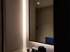 -白玉兰酒店(上海田子坊马当路地铁站店)