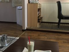 -Cafe Villa