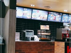-肯德基(湾畔店)
