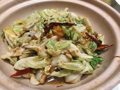 酱爆莲白-辣螃铠盆盆蟹大排档(海昌店)