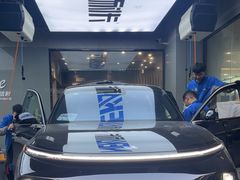 -龙膜耐卡汽车贴膜改装旗舰店(火车南站店)