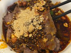 香辣拌牛肉-曾牛肉