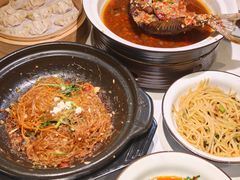 -费大厨辣椒炒肉(高铁吾悦广场店)