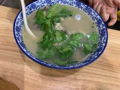 羊肉泡馍-臻陕府·陕西手工面(秀沿路店)