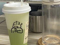 水牛乳双拼抹茶-喜茶(中山白水井店)