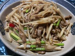 荷心牛肉-味老大土碗菜(中山三路店)