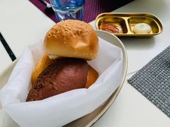 面包篮-小莫餐厅And More Restaurant西餐(北京展览馆店)
