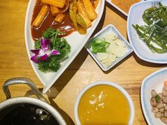 -唯成•韩国炭火烤肉 유성고기