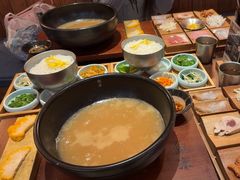 -银米·云南传统过桥米线(双廊黑金冠店)
