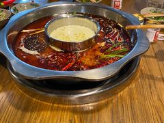 -周幺妹重庆老火锅(银泰城总店)