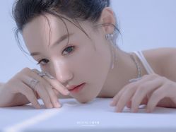 -挪娅婚纱摄影皇家会所