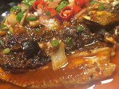 -鸣记脆皮烤鱼·海鲜烤鱼(三八广场店)