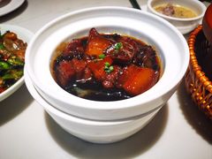 招牌红烧肉-小菜园新徽菜(北京大兴龙湖天街店)