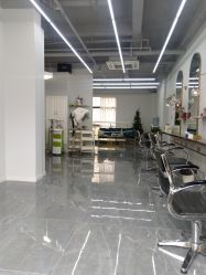 -茶发Salon·烫发染发理发