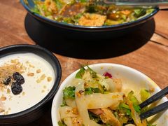 石河子凉皮-耶里夏丽·丝路新疆菜·清真食品(徐汇南丹东路臻选店)