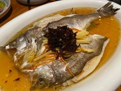 -云海肴·汽锅鸡·云南菜(天山百盛优客店)