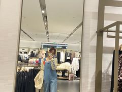 -URBAN REVIVO(北京大兴凯德MALL店)