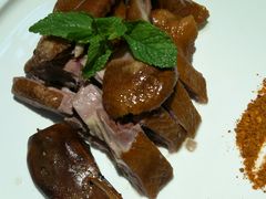 樟茶鸭-万重锦·人文川菜馆(骡马市店)