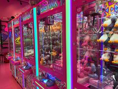 -BIG PINK大粉娃娃机主题馆(圆融星座店)