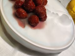 杨梅丸子-半勺·新徽菜(银泰城店)