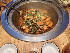 -山河屯铁锅炖鲜鹅·东北菜(开发区一店)
