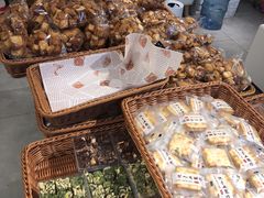 -玥儿弯弯手作烘焙(中海国际社区御城店)