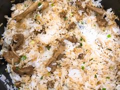 招牌皇鸽饭-一煲鸽