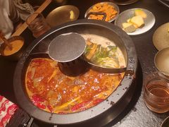 -晓宇重庆火锅(西安荟聚店)