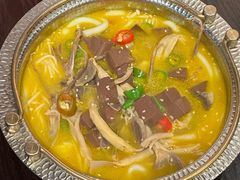 -古都历食南京菜·烤鸭·鸭血粉丝·汤包(南京博物院店)