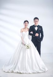 点击看大图 -太郎花子婚纱摄影艺术中心