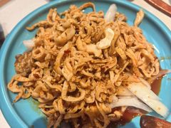 -老牌坊云南鱼豆花火锅(哈西万达店)