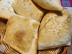 茴香油馍角-蒋记私家汤(文化城一分店)